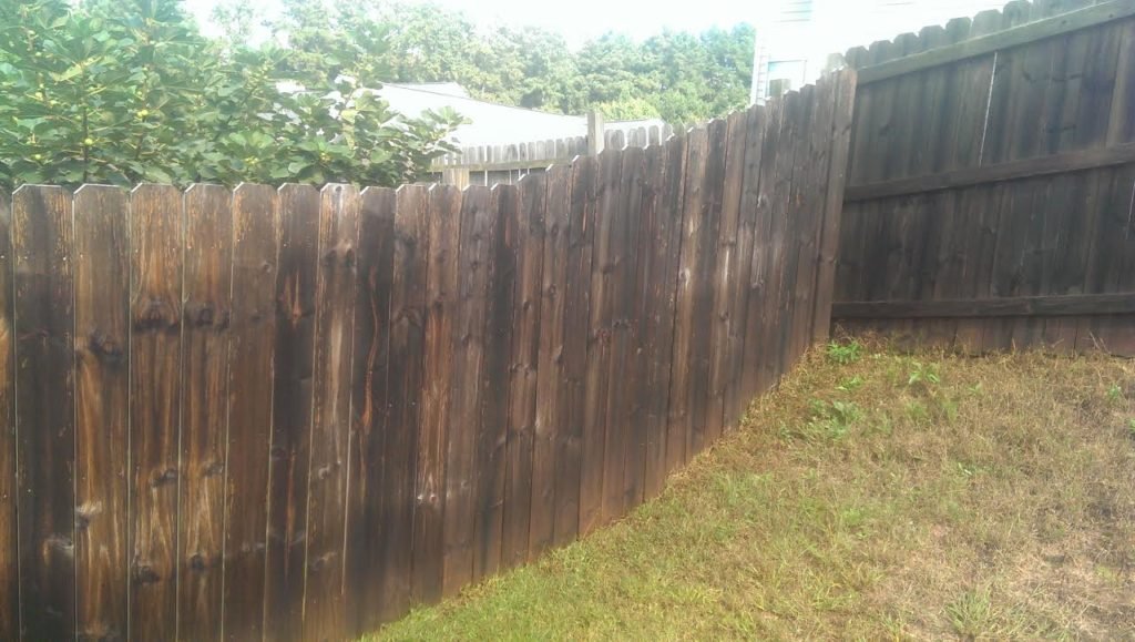 Fencing Before APR Power Washing